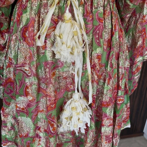 Floral V-Neck Mini Dress - Picture 3 of 9